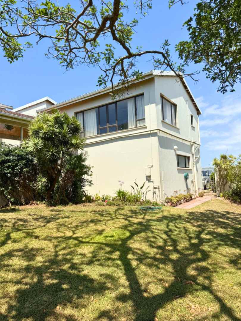 5 Bedroom Property for Sale in Kenton On Sea Eastern Cape